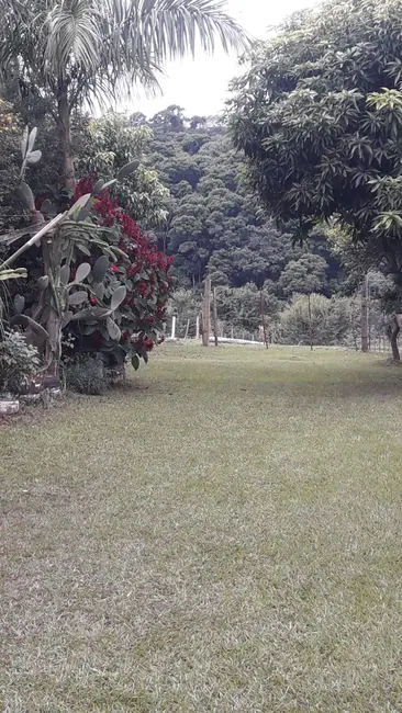 Foto 6 de Chácara com 2 quartos à venda, 119m2 em Centro, Angatuba - SP