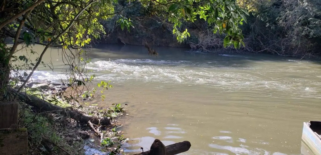 Foto 1 de Chácara com 2 quartos à venda, 119m2 em Centro, Angatuba - SP