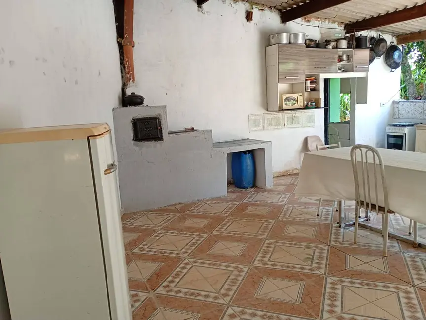 Casa com 1 quarto à venda, 480m2 em Centro, Capela Do Alto - SP - imagem 6 Foto 6 de Casa com 1 quarto à venda, 480m2 em Centro, Capela Do Alto - SP