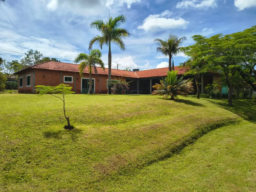 Foto 1 de Chácara com 4 quartos à venda, 5000m2 em Aracoiaba Da Serra - SP