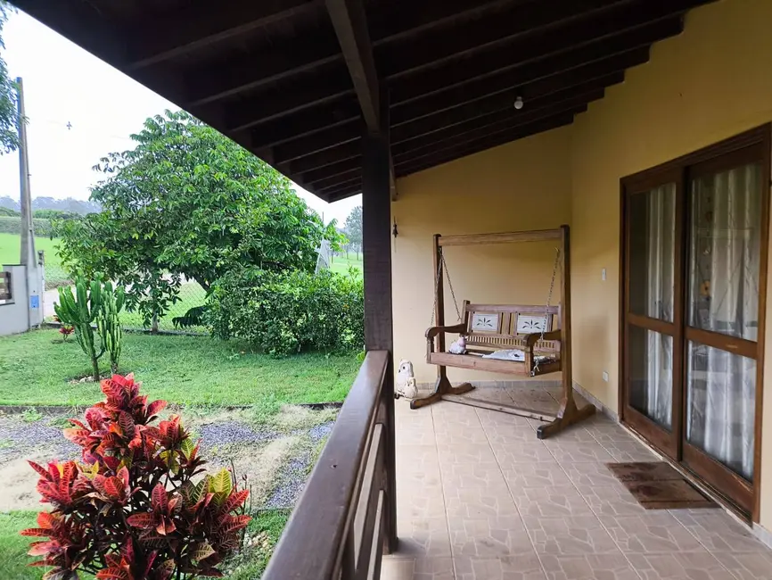 Foto 5 de Chácara com 3 quartos à venda, 1000m2 em Alambari - SP