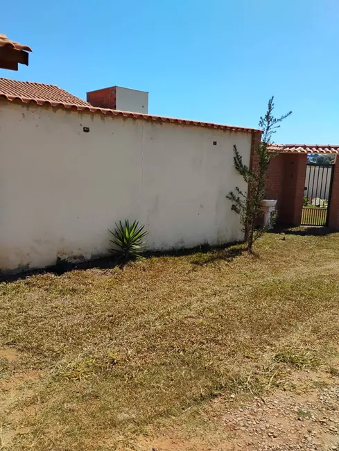 Foto 2 de Casa com 2 quartos à venda, 600m2 em Aracoiaba Da Serra - SP