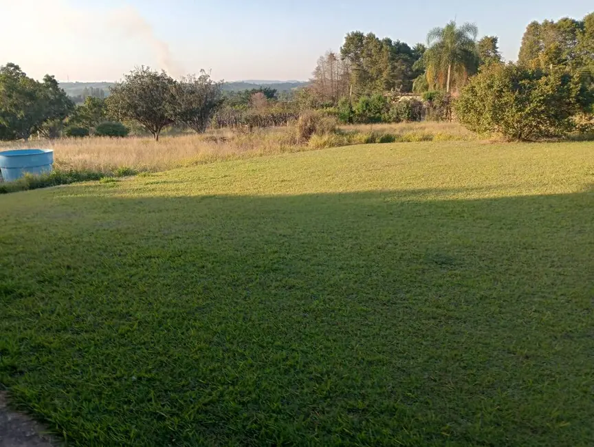 Chácara com 2 quartos à venda, 5000m2 em Aracoiaba Da Serra - SP - imagem 8 Foto 8 de Chácara com 2 quartos à venda, 5000m2 em Aracoiaba Da Serra - SP