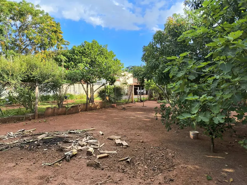 Foto 3 de Chácara com 2 quartos à venda, 1000m2 em Aracoiaba Da Serra - SP