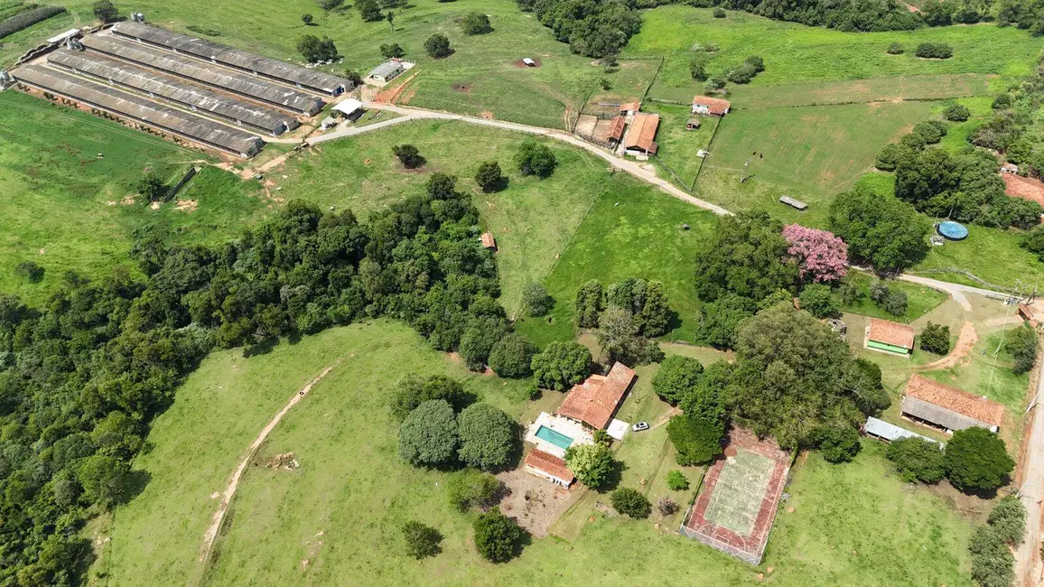 Foto 2 de Sala Comercial à venda, 480000m2 em Alambari - SP