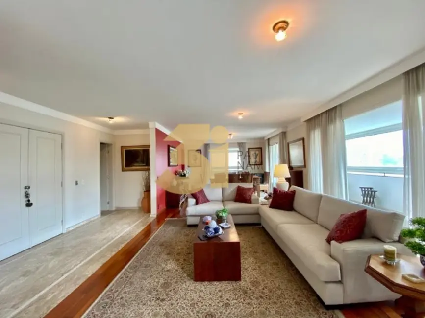 Foto 2 de Apartamento com 4 quartos à venda, 261m2 em São Paulo - SP