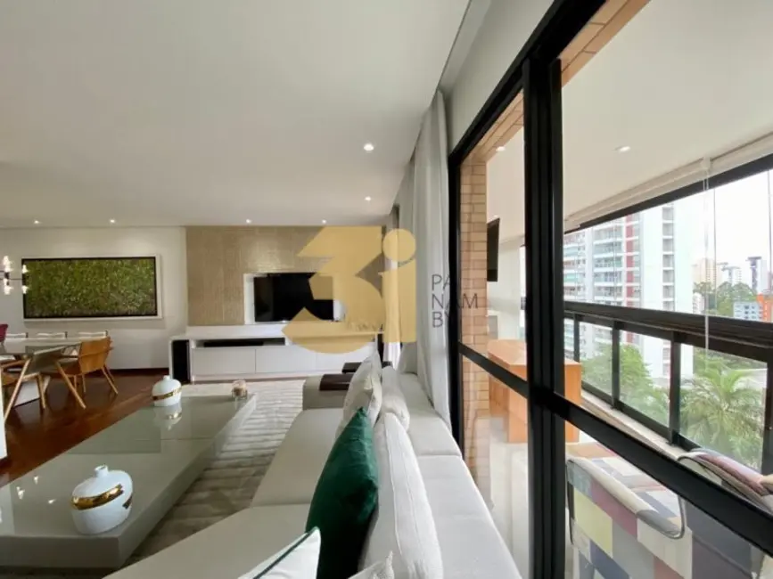 Foto 9 de Apartamento com 4 quartos à venda, 195m2 em São Paulo - SP