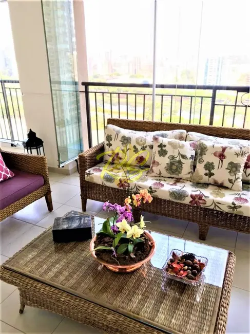 Foto 9 de Apartamento com 4 quartos à venda, 247m2 em São Paulo - SP