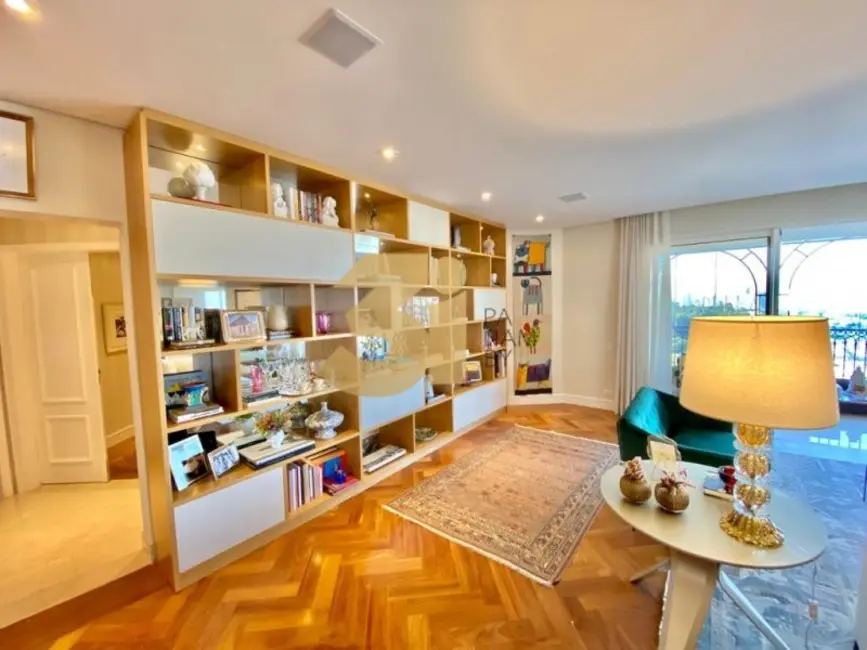 Foto 7 de Apartamento com 3 quartos à venda, 350m2 em São Paulo - SP