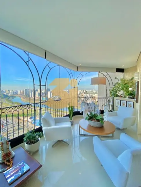 Foto 1 de Apartamento com 3 quartos à venda, 350m2 em São Paulo - SP