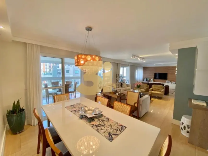 Foto 2 de Apartamento com 4 quartos à venda, 201m2 em São Paulo - SP