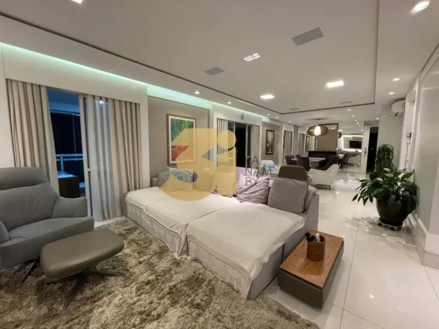 Foto 4 de Apartamento com 3 quartos à venda, 200m2 em São Paulo - SP