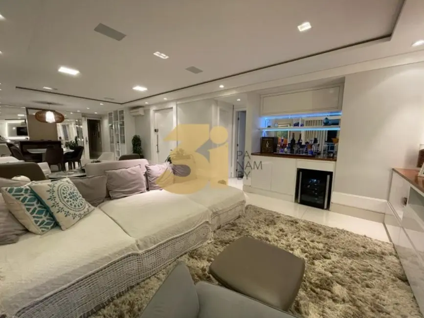 Foto 7 de Apartamento com 3 quartos à venda, 200m2 em São Paulo - SP