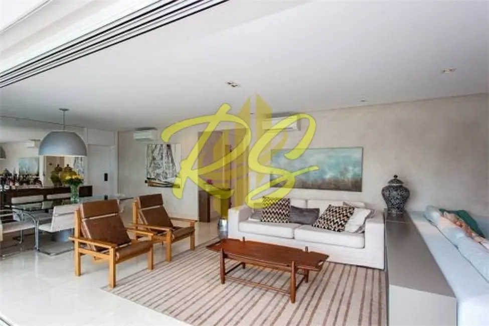 Foto 9 de Apartamento com 3 quartos à venda, 223m2 em Itaim Bibi, São Paulo - SP