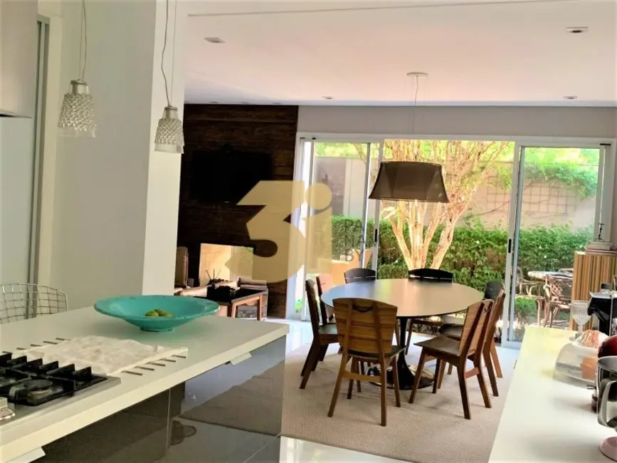 Foto 4 de Casa de Condomínio com 3 quartos à venda, 350m2 em Real Parque, São Paulo - SP