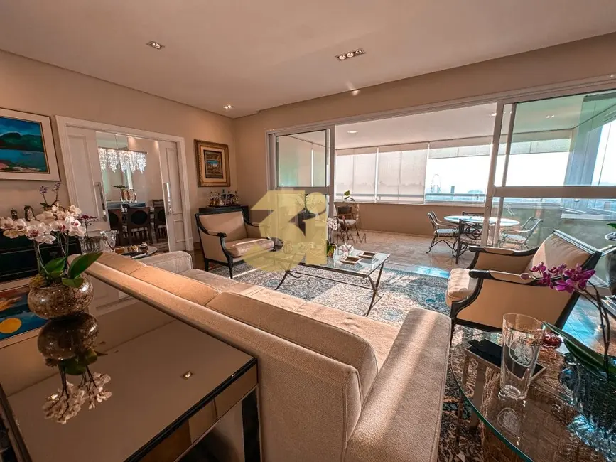 Apartamento com 3 quartos à venda, 264m2 em Pinheiros, São Paulo - SP - imagem 4 Foto 4 de Apartamento com 3 quartos à venda, 264m2 em Pinheiros, São Paulo - SP