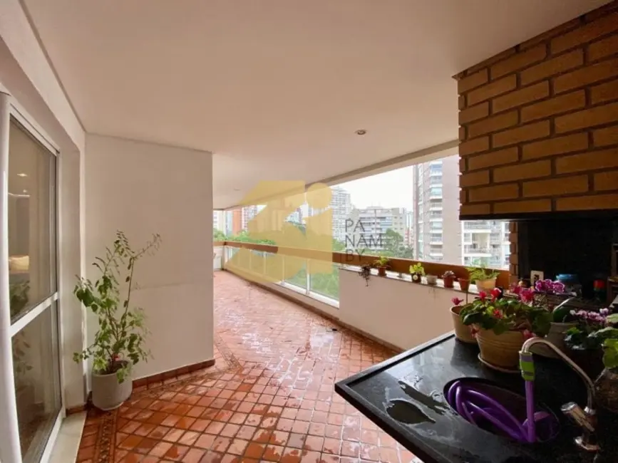 Apartamento com 3 quartos à venda, 163m2 em São Paulo - SP - imagem 1 Foto 1 de Apartamento com 3 quartos à venda, 163m2 em São Paulo - SP