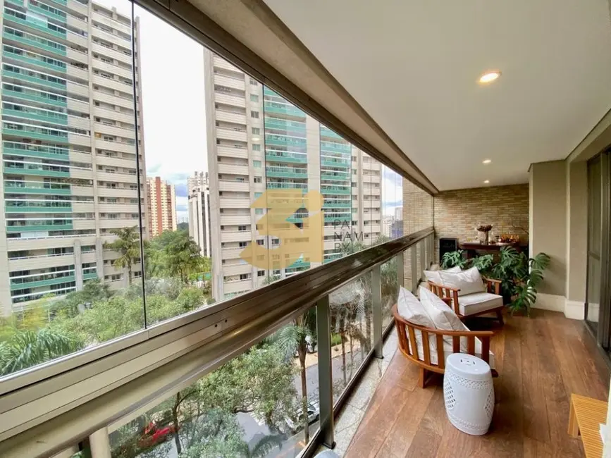 Foto 3 de Apartamento com 3 quartos à venda, 212m2 em Morumbi, São Paulo - SP