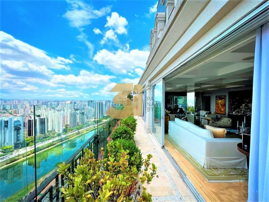 Foto 1 de Cobertura com 7 quartos à venda, 1800m2 em Cidade Jardim, São Paulo - SP