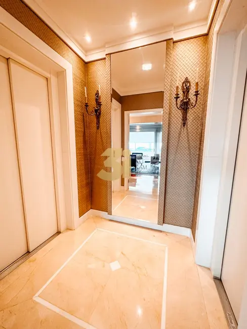 Apartamento com 4 quartos à venda, 347m2 em Morumbi, São Paulo - SP - imagem 3 Foto 3 de Apartamento com 4 quartos à venda, 347m2 em Morumbi, São Paulo - SP