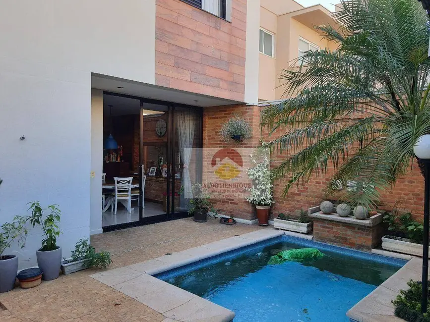 Casa de Condomínio com 3 quartos à venda, 250m2 em Jardim Petrópolis, Piracicaba - SP - imagem 9 Foto 9 de Casa de Condomínio com 3 quartos à venda, 250m2 em Jardim Petrópolis, Piracicaba - SP