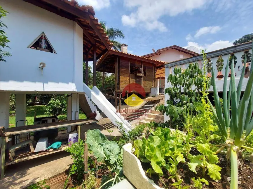 Foto 6 de Chácara com 5 quartos à venda, 2000m2 em Residencial Vale das Nogueiras, Americana - SP