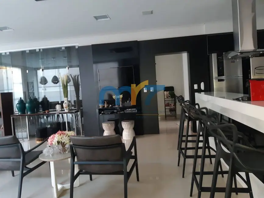 Foto 10 de Casa de Condomínio com 4 quartos à venda, 518m2 em Jardim Village do Cerrado, Rondonopolis - MT