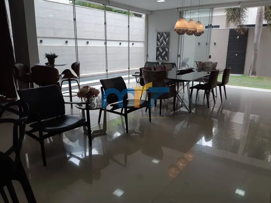 Casa de Condomínio com 4 quartos à venda, 518m2 em Jardim Village do Cerrado, Rondonopolis - MT - imagem 9 Foto 9 de Casa de Condomínio com 4 quartos à venda, 518m2 em Jardim Village do Cerrado, Rondonopolis - MT