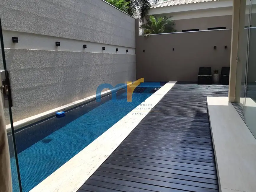 Foto 21 de Casa de Condomínio com 4 quartos à venda, 518m2 em Jardim Village do Cerrado, Rondonopolis - MT