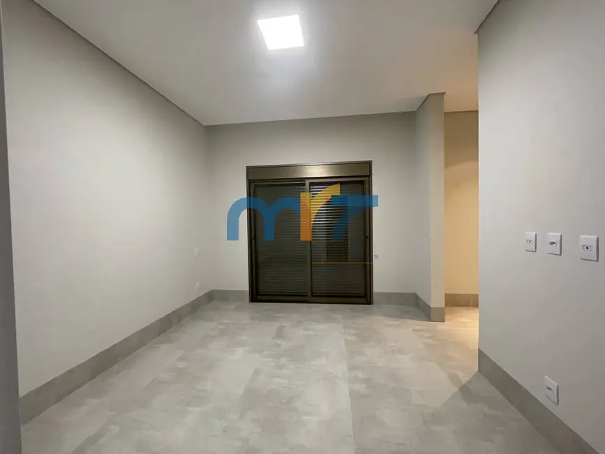 Casa com 3 quartos à venda, 380m2 em Rondonopolis - MT - imagem 8 Foto 8 de Casa com 3 quartos à venda, 380m2 em Rondonopolis - MT