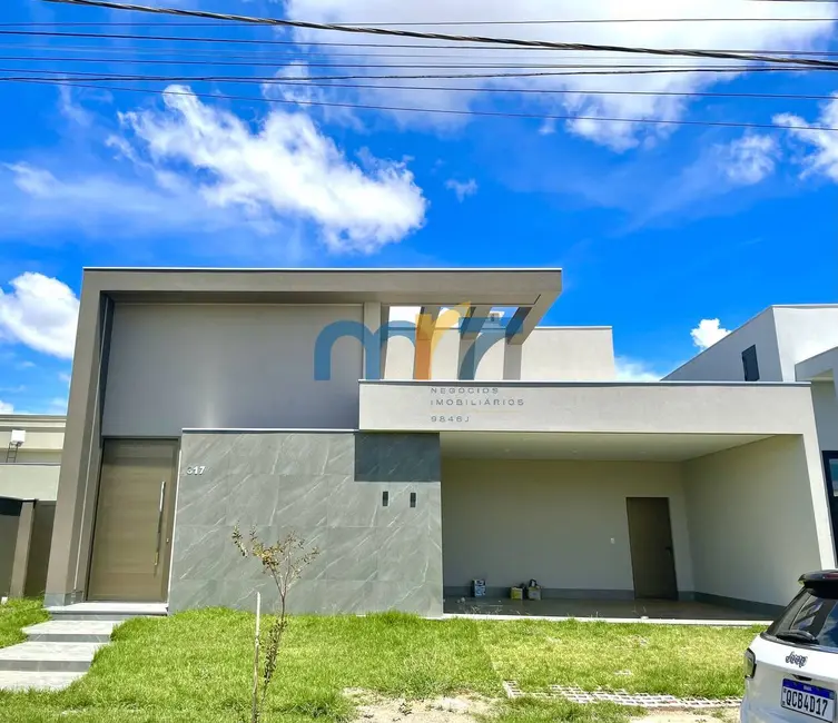 Foto 1 de Casa com 3 quartos à venda, 380m2 em Rondonopolis - MT