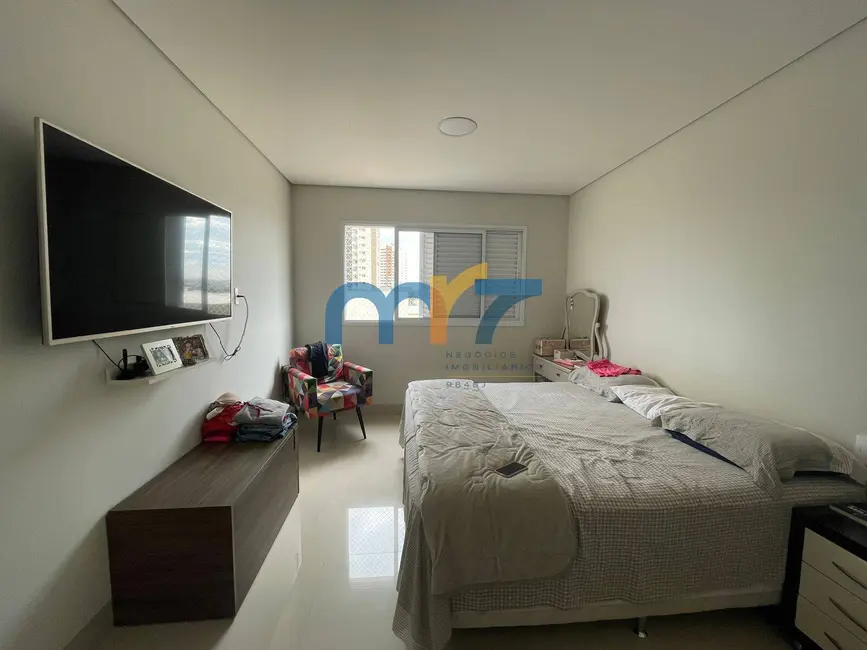 Apartamento com 3 quartos à venda, 185m2 em Rondonopolis - MT - imagem 8 Foto 8 de Apartamento com 3 quartos à venda, 185m2 em Rondonopolis - MT