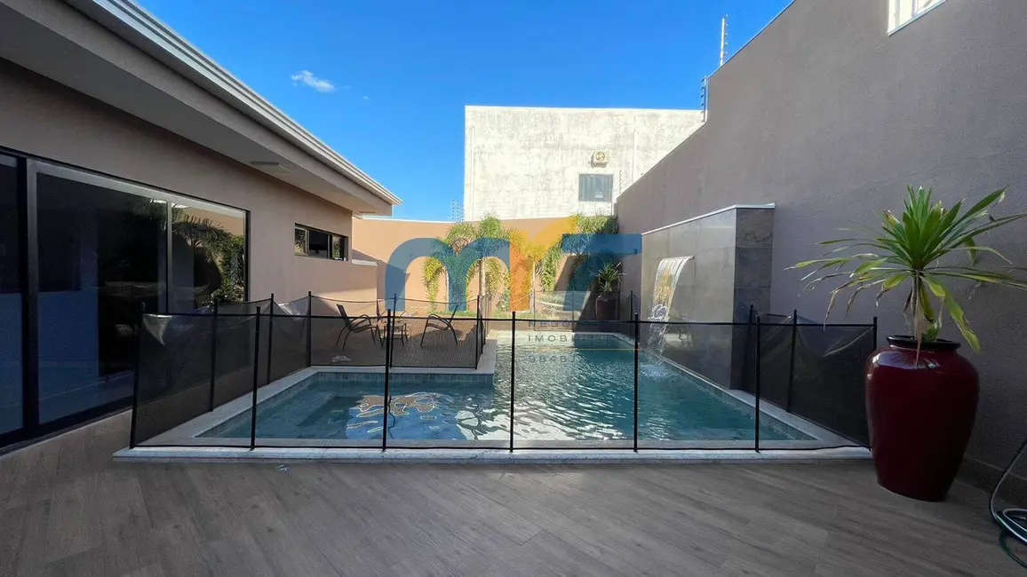 Casa com 2 quartos à venda, 430m2 em Jardim Residencial Sunflower, Rondonopolis - MT - imagem 2 Foto 2 de Casa com 2 quartos à venda, 430m2 em Jardim Residencial Sunflower, Rondonopolis - MT