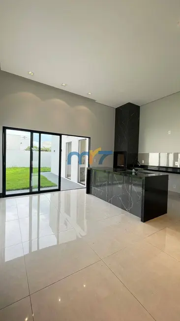 Casa com 2 quartos à venda, 360m2 em Jardim Residencial Sunflower, Rondonopolis - MT - imagem 4 Foto 4 de Casa com 2 quartos à venda, 360m2 em Jardim Residencial Sunflower, Rondonopolis - MT