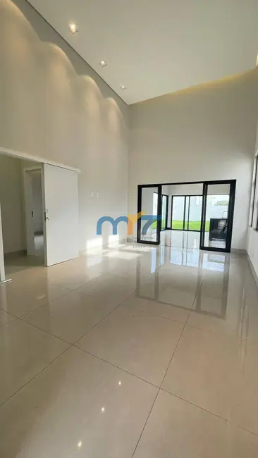 Foto 2 de Casa com 2 quartos à venda, 360m2 em Jardim Residencial Sunflower, Rondonopolis - MT