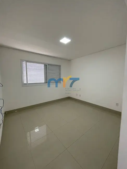 Foto 13 de Apartamento à venda, 185m2 em Rondonopolis - MT