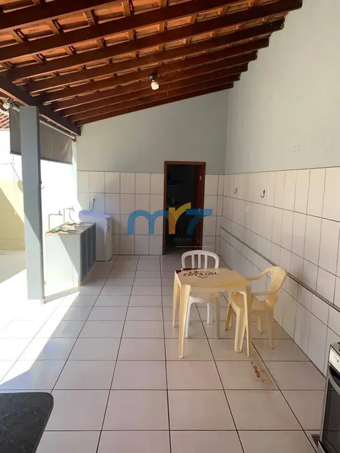 Casa com 3 quartos à venda, 200m2 em Rondonopolis - MT - imagem 5 Foto 5 de Casa com 3 quartos à venda, 200m2 em Rondonopolis - MT