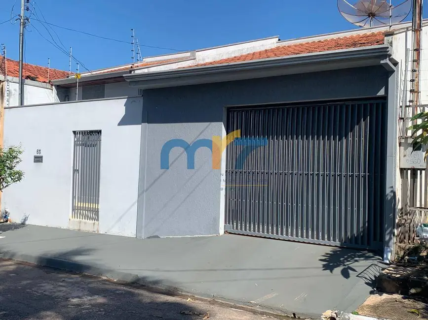 Foto 1 de Casa com 3 quartos à venda, 200m2 em Rondonopolis - MT
