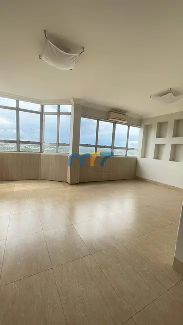 Cobertura com 3 quartos à venda, 250m2 em Vila Aurora I, Rondonopolis - MT - imagem 3 Foto 3 de Cobertura com 3 quartos à venda, 250m2 em Vila Aurora I, Rondonopolis - MT