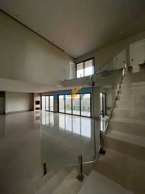 Foto 10 de Casa à venda em Rondonopolis - MT