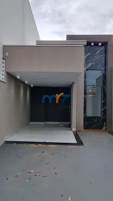 Foto 1 de Casa com 2 quartos à venda, 191m2 em Rondonopolis - MT