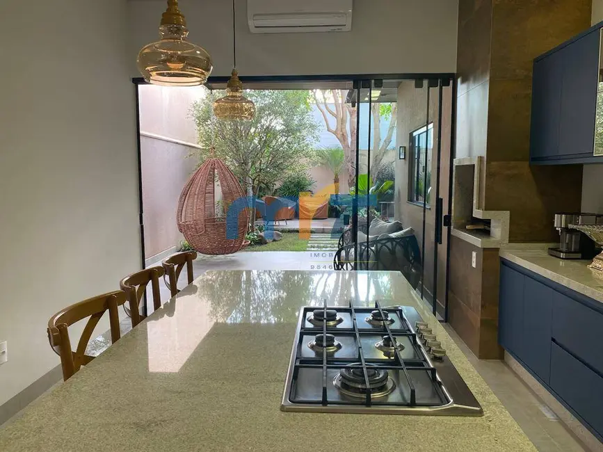 Foto 4 de Casa com 3 quartos à venda, 300m2 em Setor Residencial Granville I, Rondonopolis - MT