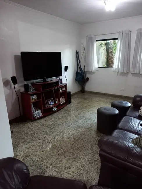Foto 8 de Casa com 3 quartos à venda, 320m2 em Vila Araguaia, São Paulo - SP
