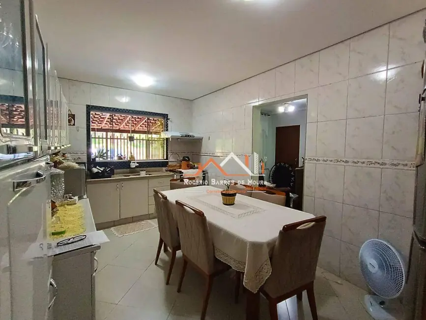 Foto 5 de Casa com 3 quartos à venda, 300m2 em Parque Primavera, Presidente Prudente - SP