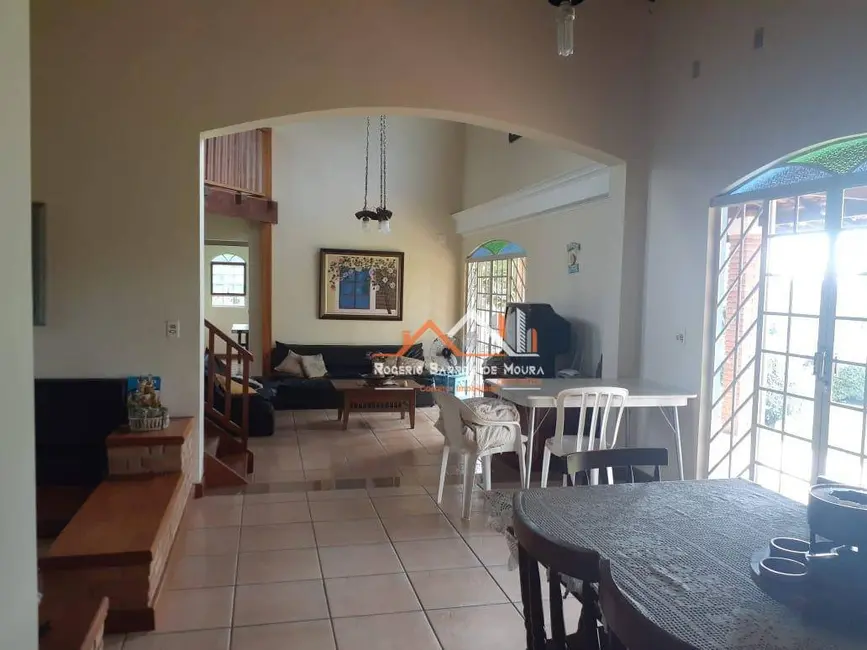 Chácara com 5 quartos à venda, 24200m2 em Alambari - SP - imagem 5 Foto 5 de Chácara com 5 quartos à venda, 24200m2 em Alambari - SP