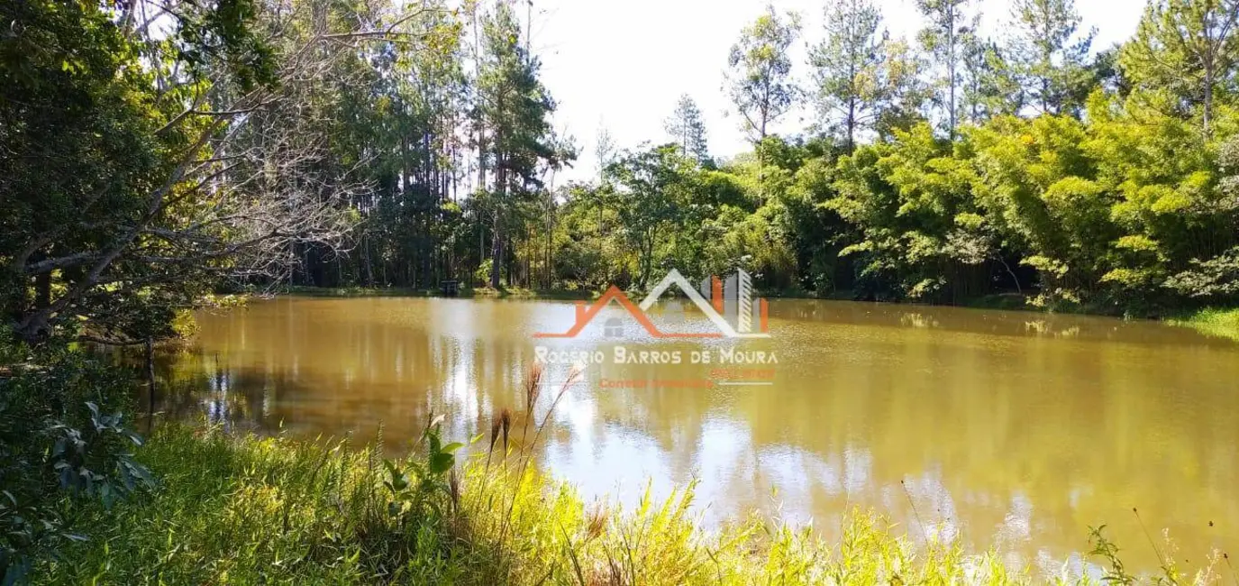 Chácara com 2 quartos à venda, 4500m2 em Jardim Bela Vista, Itapetininga - SP - imagem 3 Foto 3 de Chácara com 2 quartos à venda, 4500m2 em Jardim Bela Vista, Itapetininga - SP