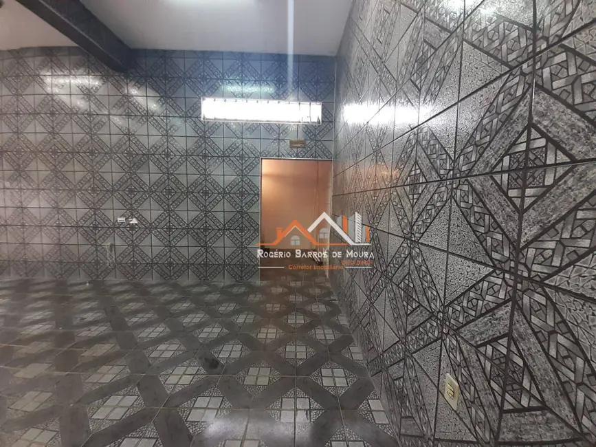 Sala Comercial à venda, 130m2 em Vila Regina, Itapetininga - SP - imagem 5 Foto 5 de Sala Comercial à venda, 130m2 em Vila Regina, Itapetininga - SP