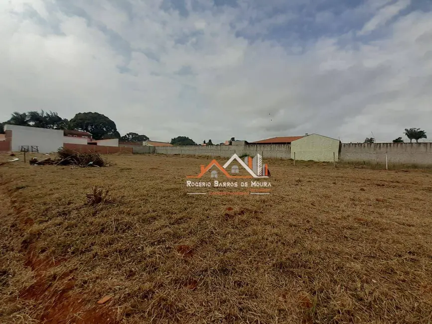 Foto 2 de Terreno / Lote à venda, 212m2 em Estância Conceição, Itapetininga - SP