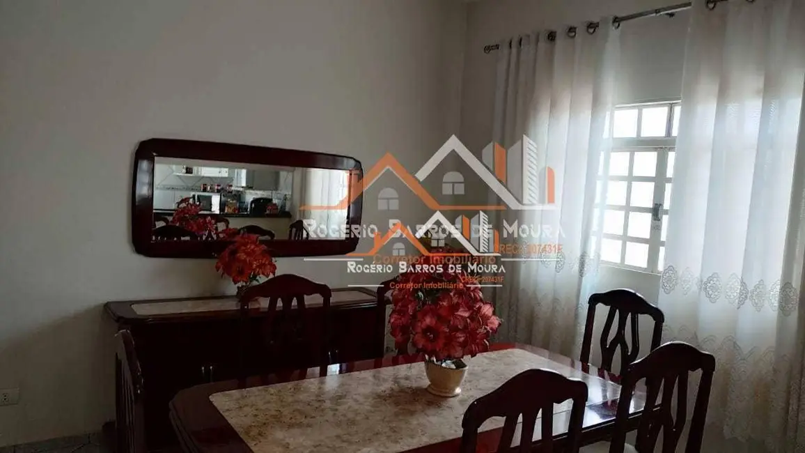 Casa com 3 quartos à venda, 252m2 em Parque São Matheus, Presidente Prudente - SP - imagem 9 Foto 9 de Casa com 3 quartos à venda, 252m2 em Parque São Matheus, Presidente Prudente - SP