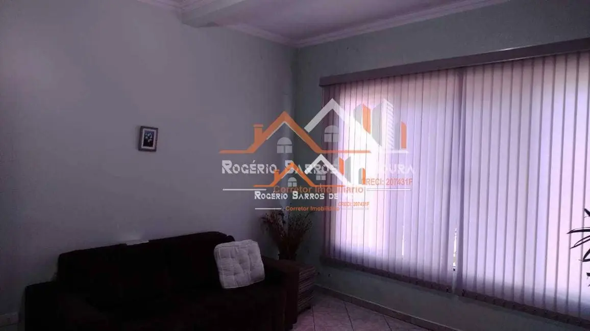 Casa com 3 quartos à venda, 252m2 em Parque São Matheus, Presidente Prudente - SP - imagem 5 Foto 5 de Casa com 3 quartos à venda, 252m2 em Parque São Matheus, Presidente Prudente - SP